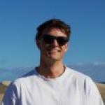 Mikel - Diseñador Gráfico y UX/UI Junior especializado en Branding