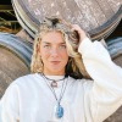 Cruz franceschini D. - Diseñadora grafica