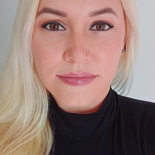 Ana laura M. - Bachiller Técnico Informático