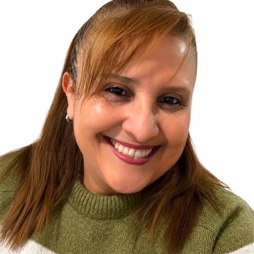 Laura R. - Licenciada en Economia y administracion