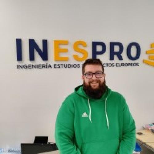 Adolfo M. - Responsable de TI en INESPRO