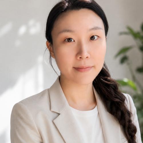 Marina L. - Translation, Content Planning, Social Media Management