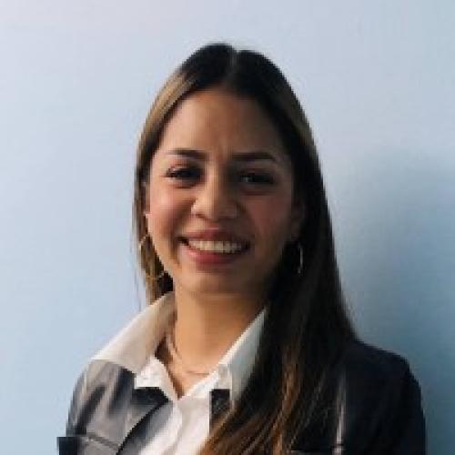 Maria P. - Tecnico Universitario en Informatica