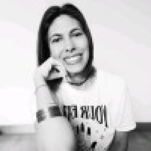 Veronika cristina V. - Diseñador Gráfico