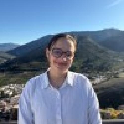 Lourdes mª C. - Community Manager